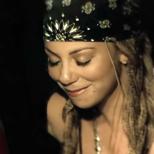 Thank God I Found You (Make It Last Remix) Music Video by Sanaa Hamri